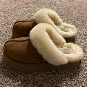 Disquette Suede Fur Platform Slippers